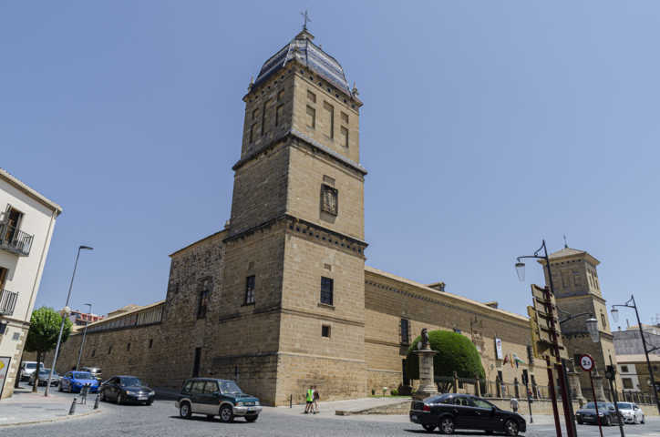 Jaén - Úbeda 049 - Hospital de Santiago.jpg